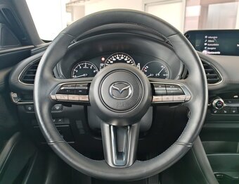 Mazda 3 2.0 Skyactiv G122 Plus A/T - 8