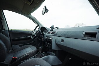 Škoda Fabia 1.4 MPI, r.v. 2002 – TOP STAV, 1. majitel - 8
