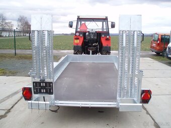Prodám přívěs HUMBAUR HS 353718 - 8