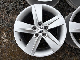 Alu original sada disku Škoda 5x100 7J ET46 R16 - 8