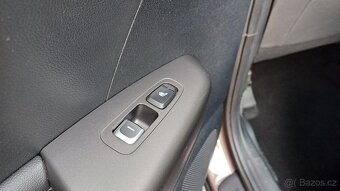 KIA Sportage 1.6 GDi 20TKM-NAVI-1.maj-ČR-TZ - 8