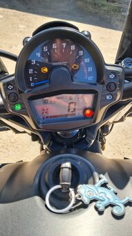 Kawasaki Vulcan 650 S - 8