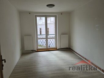 Pronájem hezkého bytu 2+1 se zahradou v centru, Opava, ul. n - 8