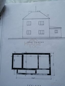 Prodej RD 215 m2 s půdním prostorem a zahradou 456 m2, Praha - 8