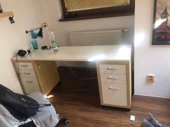 IKEA skříň šatní, komoda, noční stolek a psací stůl - 8