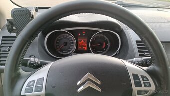 Citroen C-crosser 2,2HDI 2007 - 8