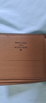 Prodám peněženku značky Luis Vuitton - 8