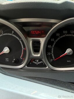 Ford Fiesta 2009, 1,25 l, 60 kW - 8