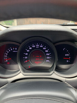 Kia Ceed combi - 8
