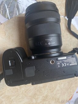 Panasonic lumix S5 II 20-60mm f3,5-5,6 - 8