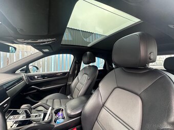 PORSCHE CAYENNE COUPE - 8