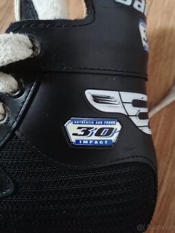 Prodám dětské brusle Bauer - 8