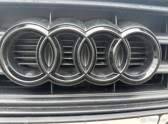 AUDI - Čierne lesklé znaky - 8