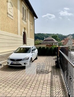 Prostorný mezonet 2kk, 106 m2 po celkové rekonstrukci, skle - 8