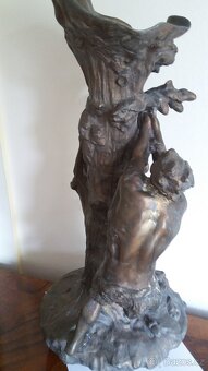 Stará figurální kovová secesní váza výška 58 cm - 8
