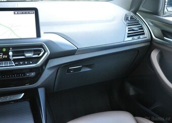 BMW X3 xD30d M-SPORT LASER NTOP TAŽNÉ - 8