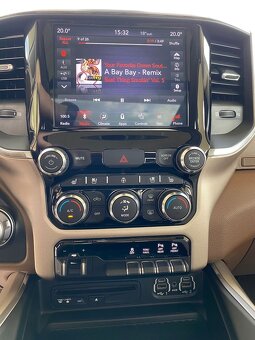 Dodge RAM 5.7L V8 HEMI LARAMIE 2019 - 8