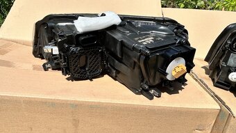 Světlomety AUDI A8 4H0 Facelift - 8