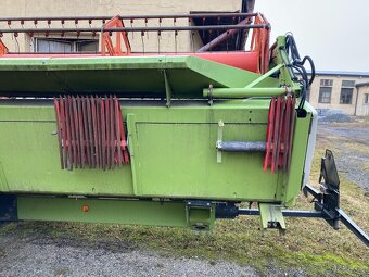CLAAS Vario 900 - 8