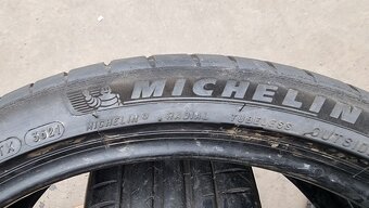 Letní pneu 245/35/20 Michelin - 8