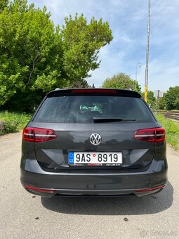 VW Passat B8 - 8