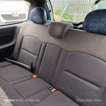 Renault Clio - 8
