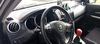 Suzuki Grand Vitara 4x4 - 8
