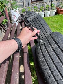 Prodám komplet kola 235/45 R17, 5x112 - 8