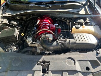 Dodge Charger 5.7 Hemi - 8