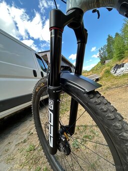 ROCKSHOX ZEB CHARGER3 - 8