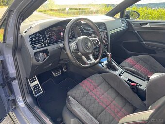 VW Golf GTI TCR APR - 8