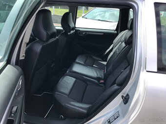 Volvo V70 2,4 D Momentum, rozvody a servis, alternátor. - 8