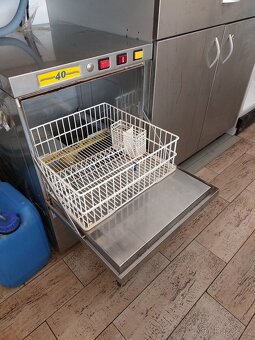 myčka,lednice, stoly - vybavení cukrárny,kavárny - 8