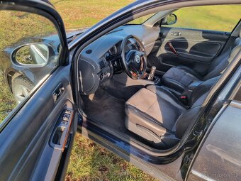 VW Passat 1.9 Tdi 96 Kw -High Line - - 8