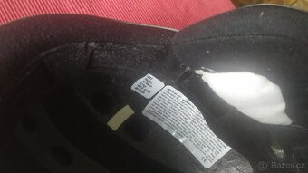 Vázání na snowboard Burton vel.M/L + helma zdarma - 8
