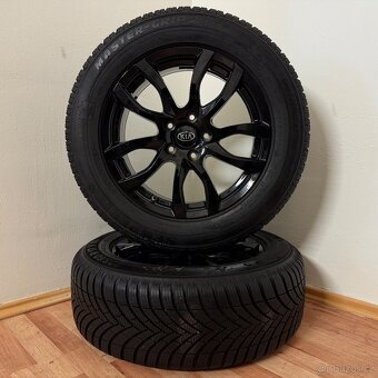 KIA SPORTAGE 5x114,3 R17 ET47+ZIMNÍ 225/60R17 8,5/8mm - 8