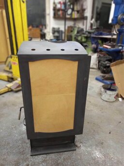 Krbová kamna s výměníkem - 22 kW - 8
