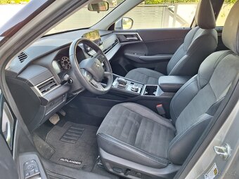 Mitsubishi Outlander - 8