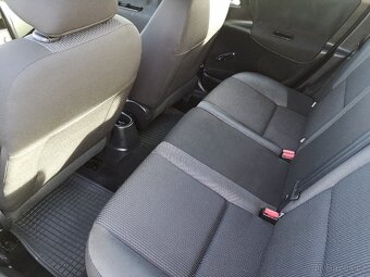 Peugeot 207 1,4 16V Premium - 8