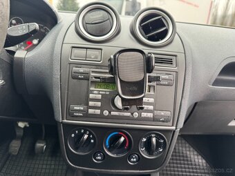 Ford Fiesta, 1.4 59kW, couvací kamera, klima - 8