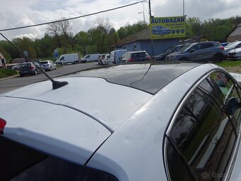 Peugeot 208 1,6 e-HDi - 8