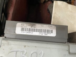 Ford Transit 2.0tddi náhradní díly - 8