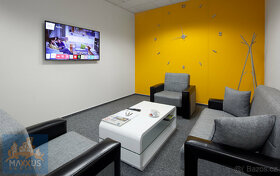 Kancelářské prostory (16 m2) v moderní kancelářské budově, P - 8