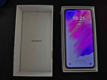 Samsung Galaxy S21 FE fialovy-nova baterie - 8