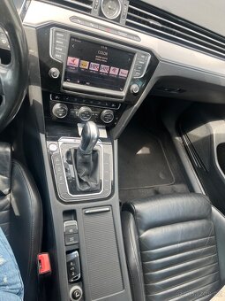 VW Passat rok 2015 - 8