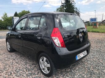 Hyundai i10, 1.1i 49 KW,KLIMA,STAV,CENA.. - 8