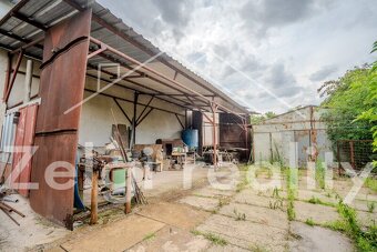Pronájem multifunkční haly 484 m² s kancelářemi a velkou man - 8