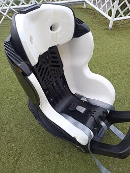 Otočná sedačka Britax SWINGFIX M i-size - 8