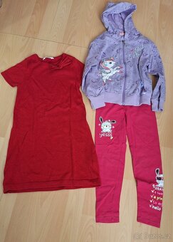 Balík oblečení 6-8 let dívka - 8