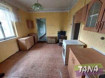 Prodej podílu o velikosti 1/2 - Zemědělská usedlost v Českém - 8